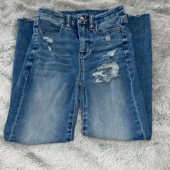 American Eagle size 00 short ripped jeans - Picture 5 of 8
